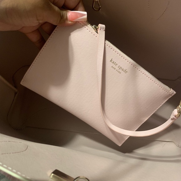 Kate Spade Tote - Picture 7 of 7